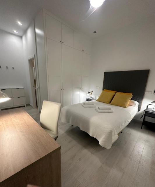 Casa De Huespedes Almirante Madrid Appartement Buitenkant foto