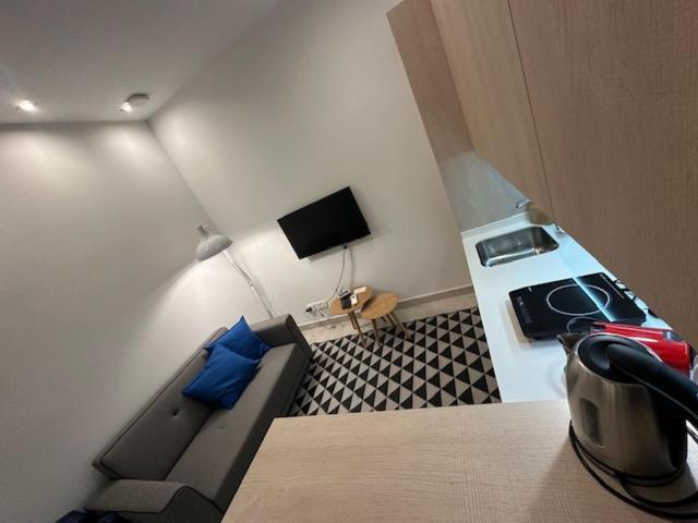 Casa De Huespedes Almirante Madrid Appartement Buitenkant foto